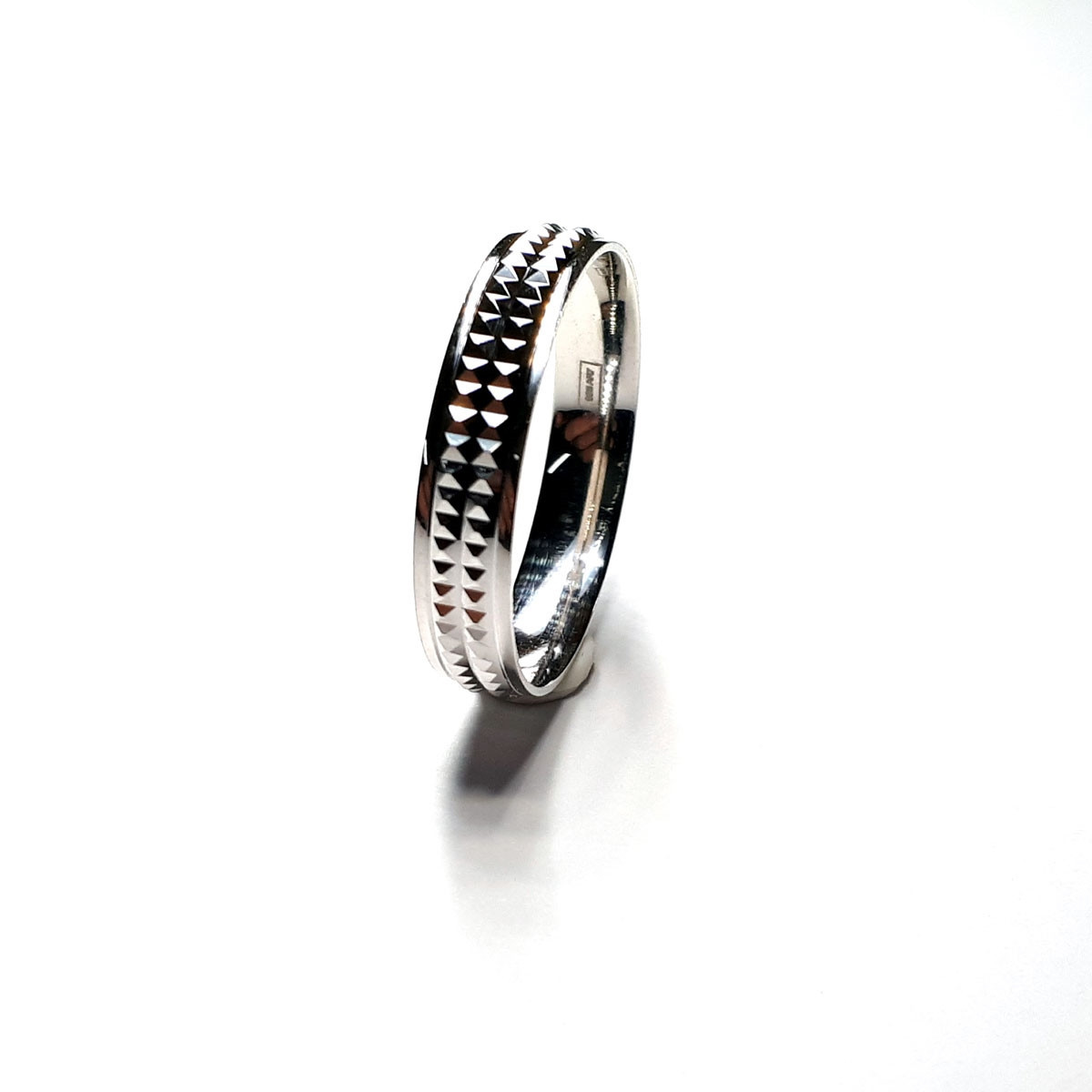 Alianza plata 4mm talla 9